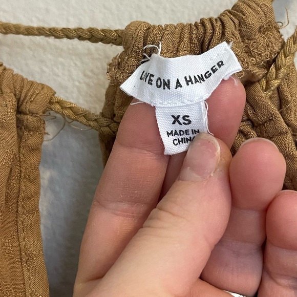 Women halter top in mustard brown color size XS. - Picture 2 of 6